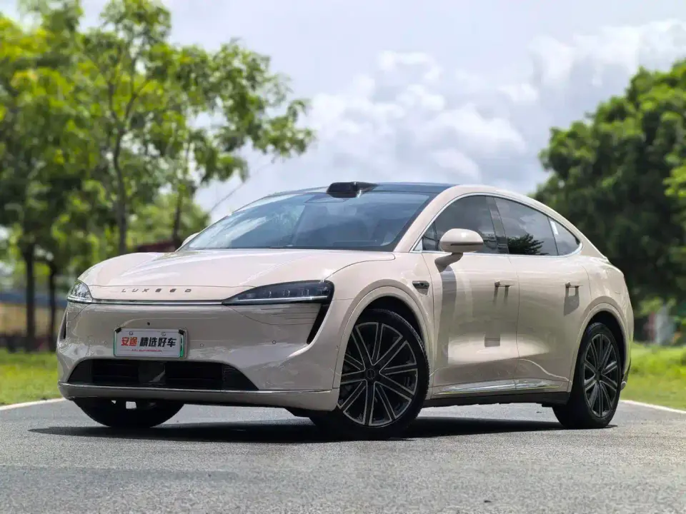 Zhijie Luxeed R7 Extended Range 251km Max 2025