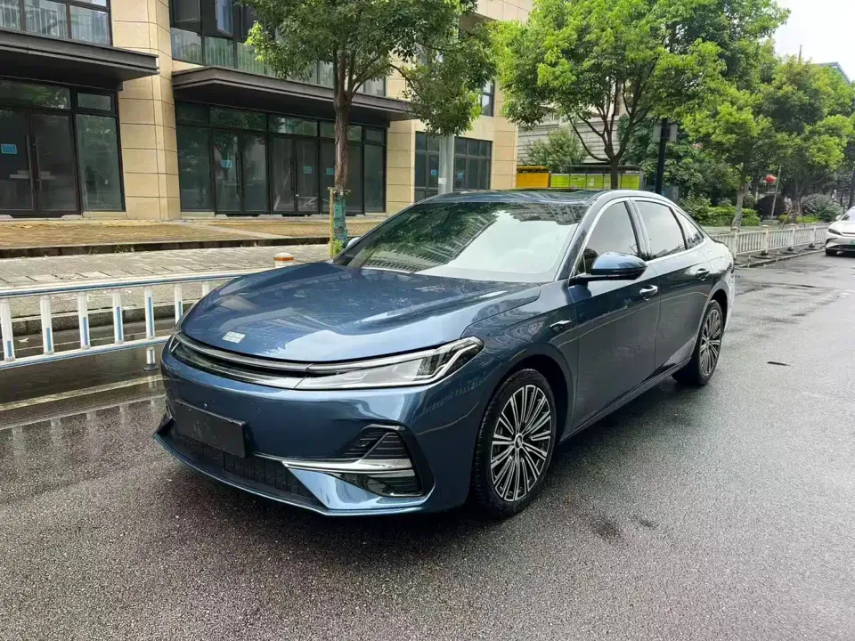 Geely Galaxy Galaxy A7 EM-i 2025