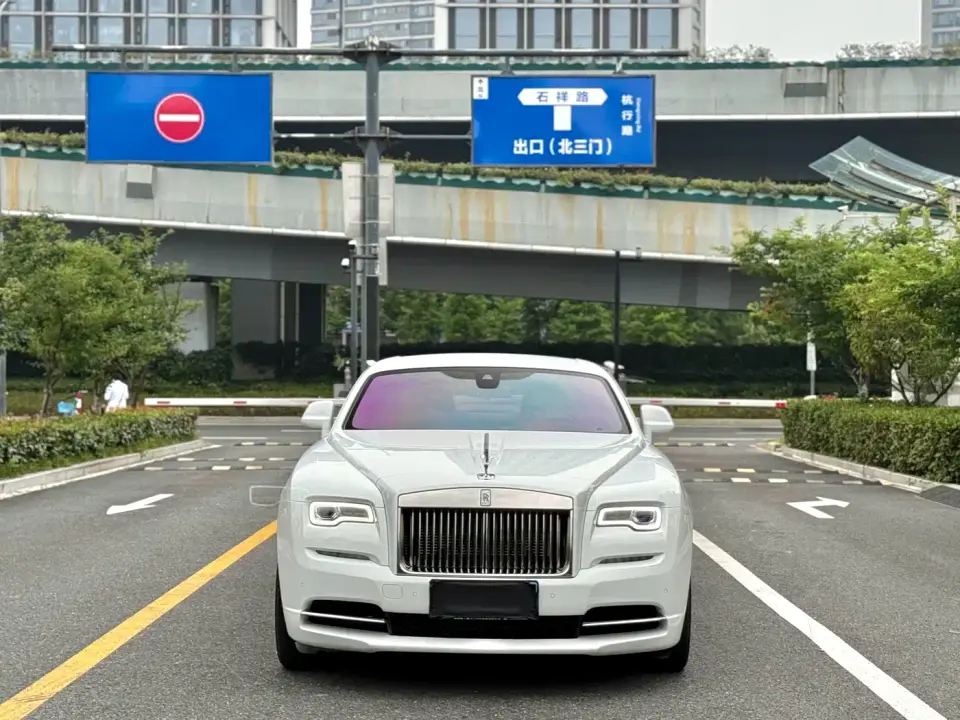 Rolls-Royce Wraith 6.6T Standard 2021