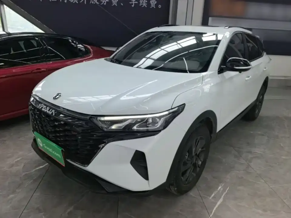 Dongfeng Aeolus Dongfeng Fengshen AX7 Mach Edition 1.5T DCT Champion Legend Edition 2025