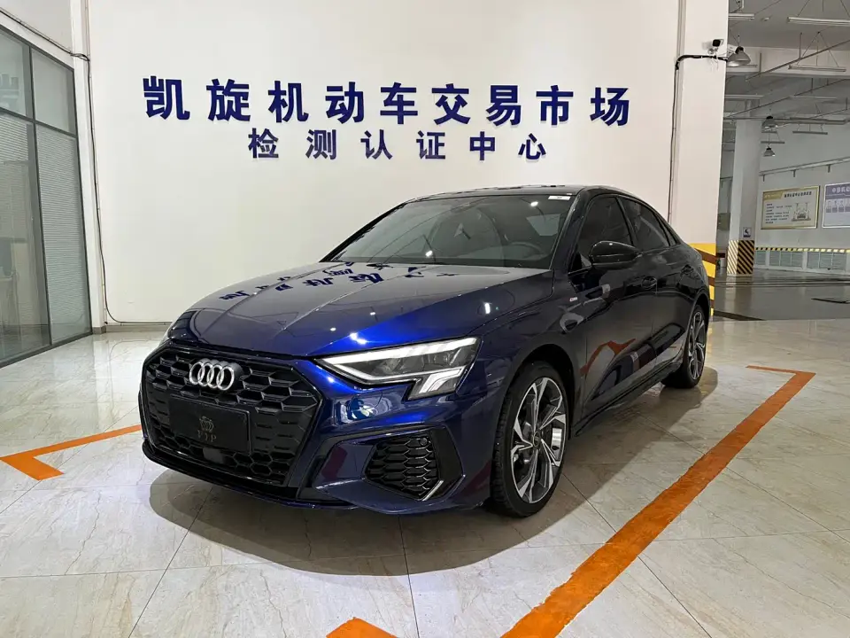 Audi A3 Facelift Sportback 35 TFSI Fashion Sport 2023