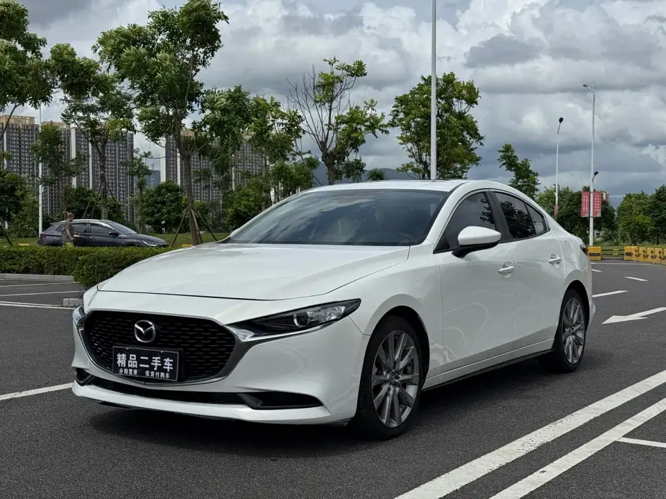 Mazda Mazda3 Axela 2.0L Automatic Quality Shine 2021