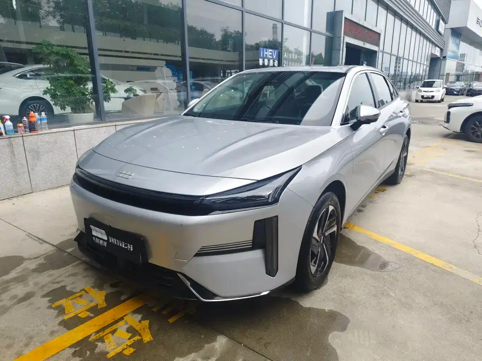 Geely Galaxy Galaxy L6 EM-i 140km Starship Edition 2025