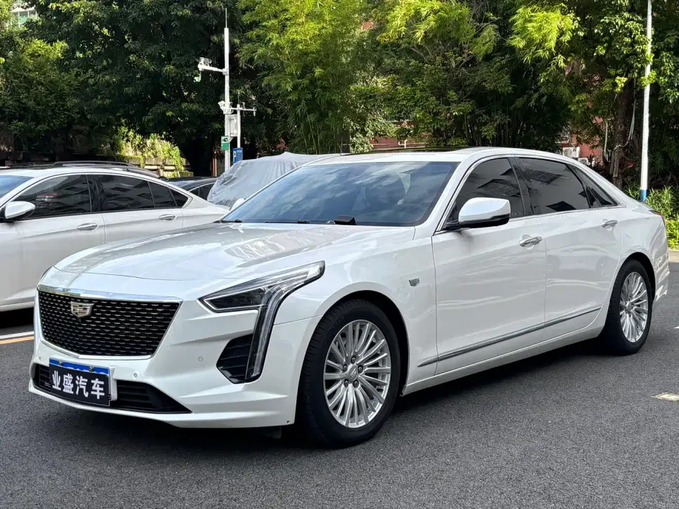 Cadillac CT6 28T Luxury 2022