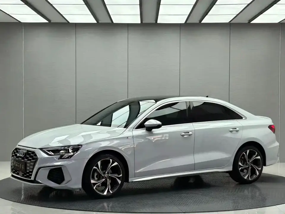 Audi A3 A3L Limousine 35 TFSI Luxury Sport 2022