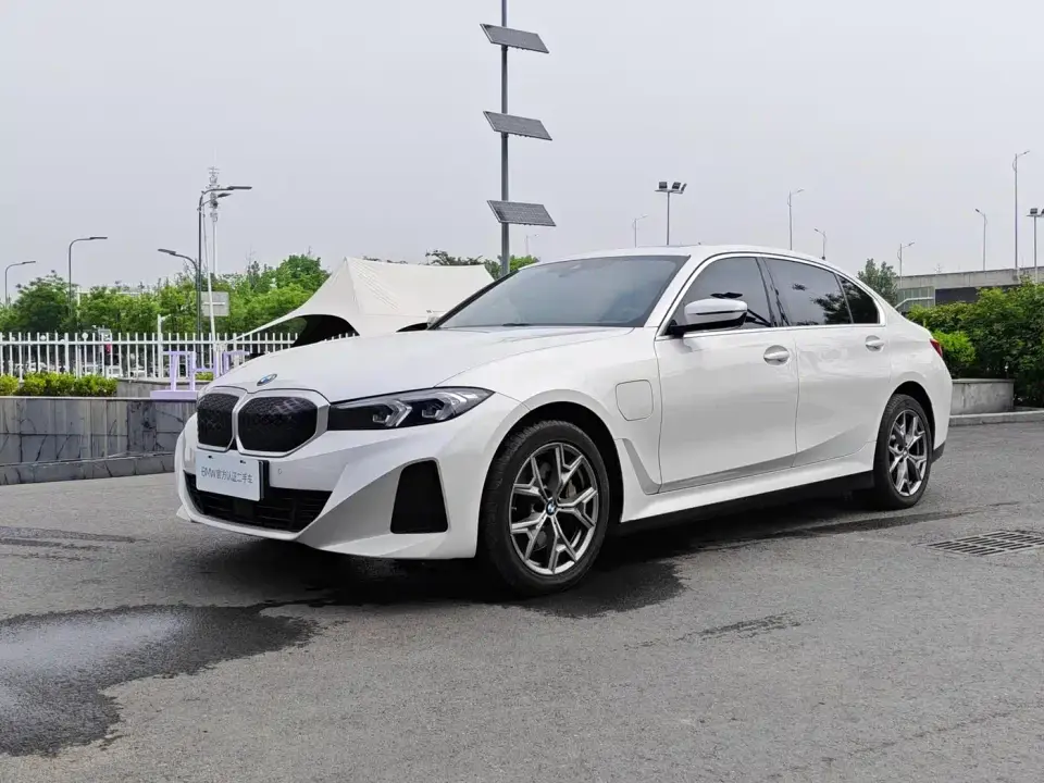 BMW i3 eDrive 35 L 2024