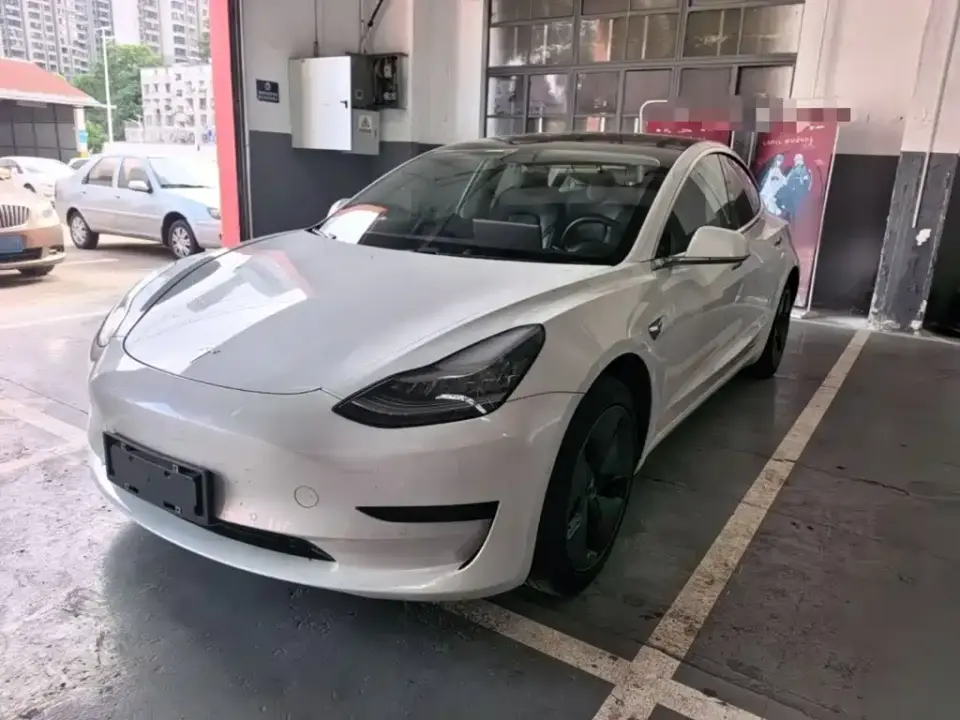 Tesla Model 3 Standard Range Rear-Wheel Drive Upgrade 2020