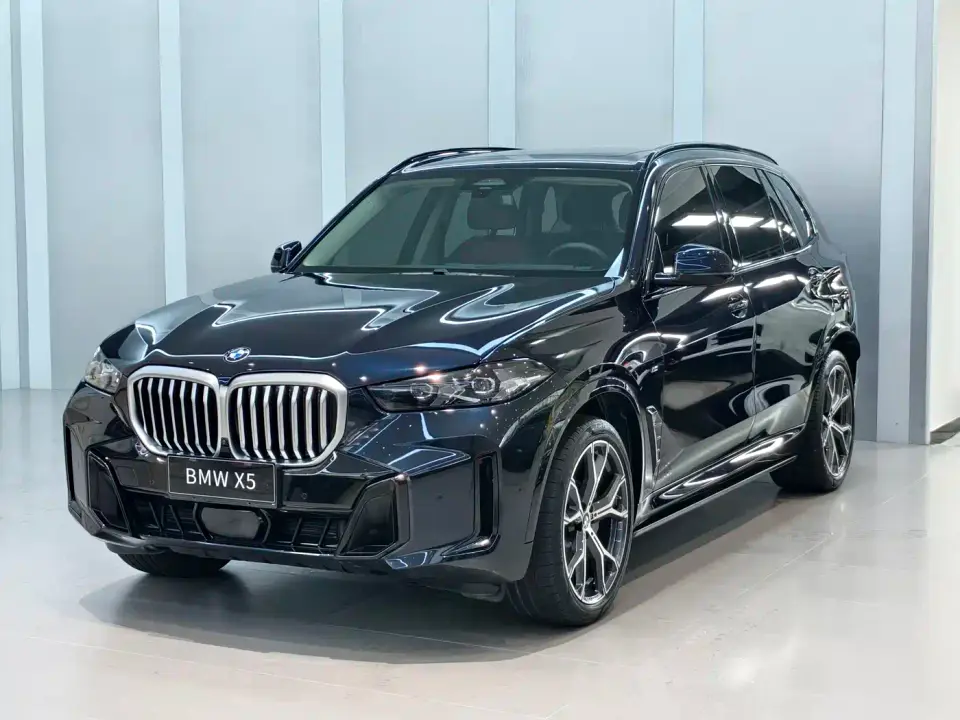 BMW X5 xDrive 30Li Premium M Sport Black Night Package 2024