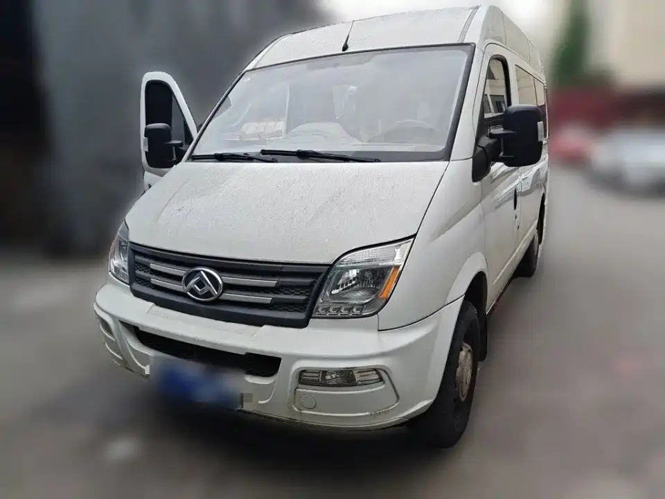 SAIC Maxus Xintu V80 2.0T Manual Classic Aoyuntong Short Wheelbase Medium Roof 5/6-Seater 2022