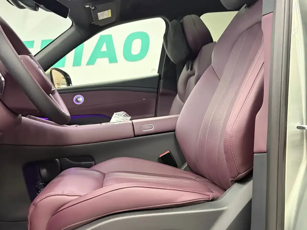 Voyah Auto VOYAH FREE FREE+ 4WD Qiankun Edition 2025 — фото 12