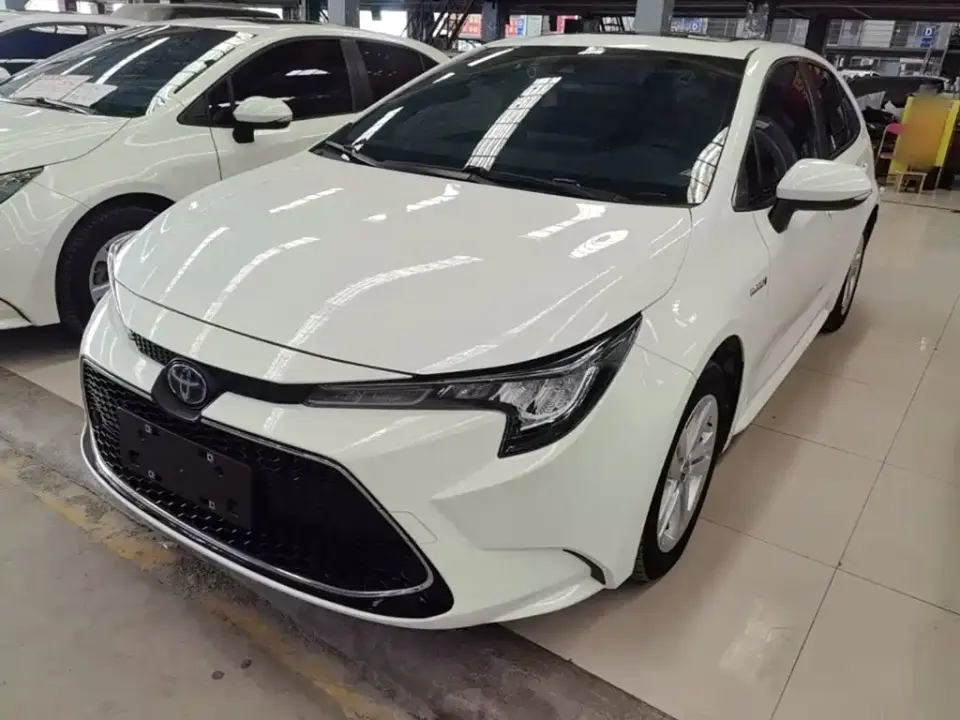 Toyota Levin Dual Engine 1.8H E-CVT Luxury Edition 2022