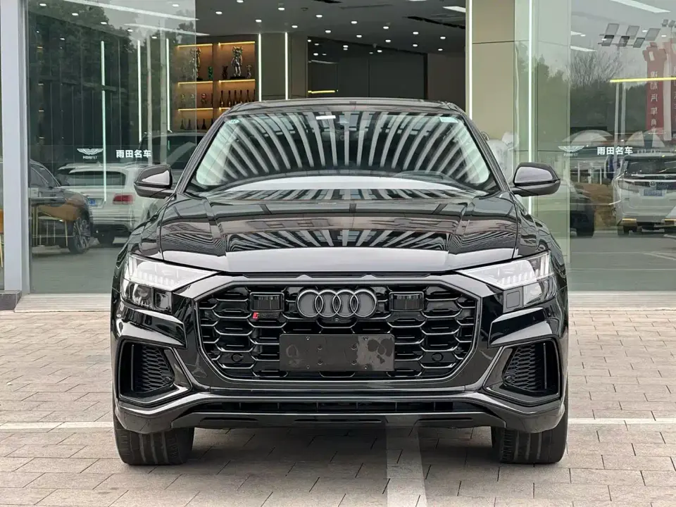 Audi Q8 55 TFSI Luxury Dynamic 2022