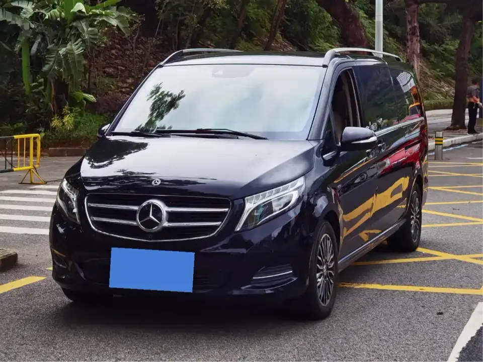 Mercedes-Benz V-Class V 260 L Premium Long Wheelbase Edition China VI 2020