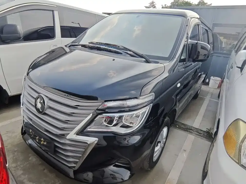 Dongfeng Fengxing Lingzhi M5L 1.6L Basic 7-seater 2024