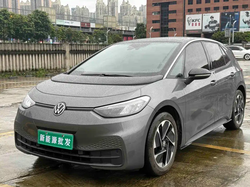 Volkswagen ID.3 Outstanding Edition 2024