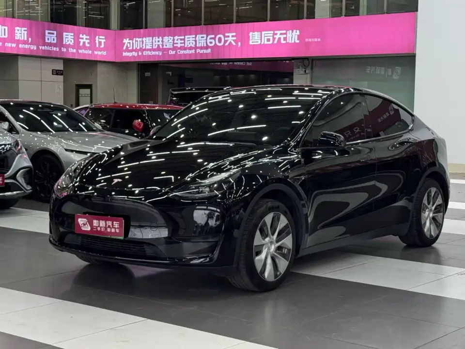 Tesla Model Y Facelift Rear-Wheel Drive Version 2023