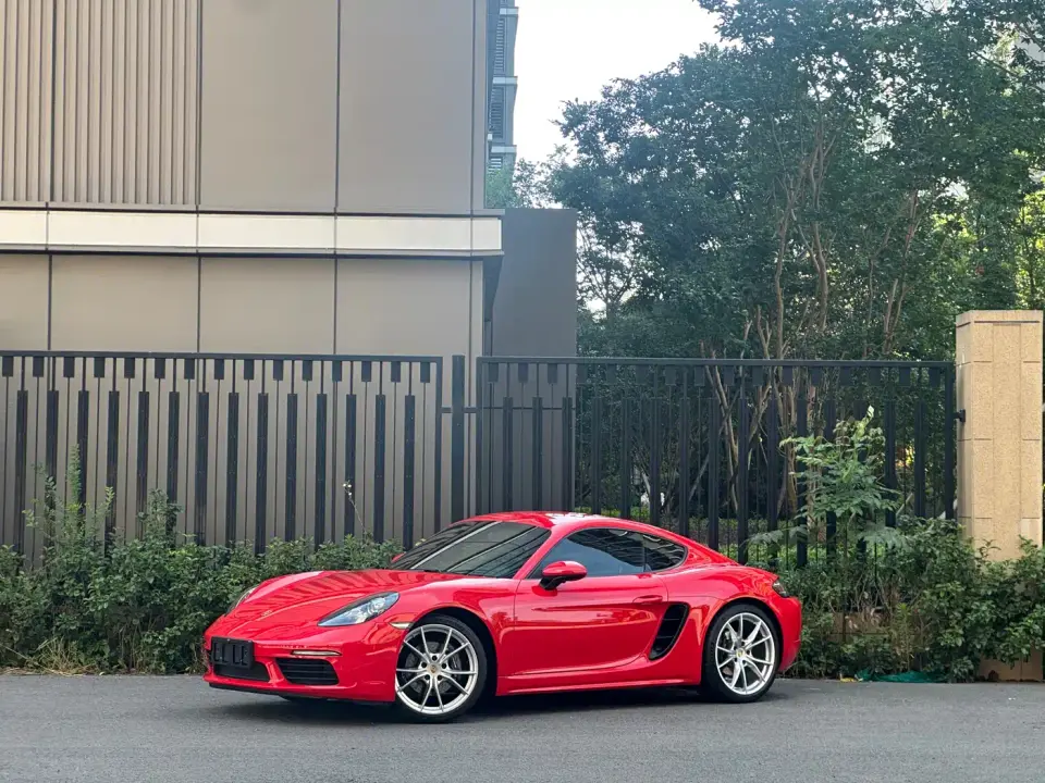 Porsche 718 Cayman 2.0T 2021