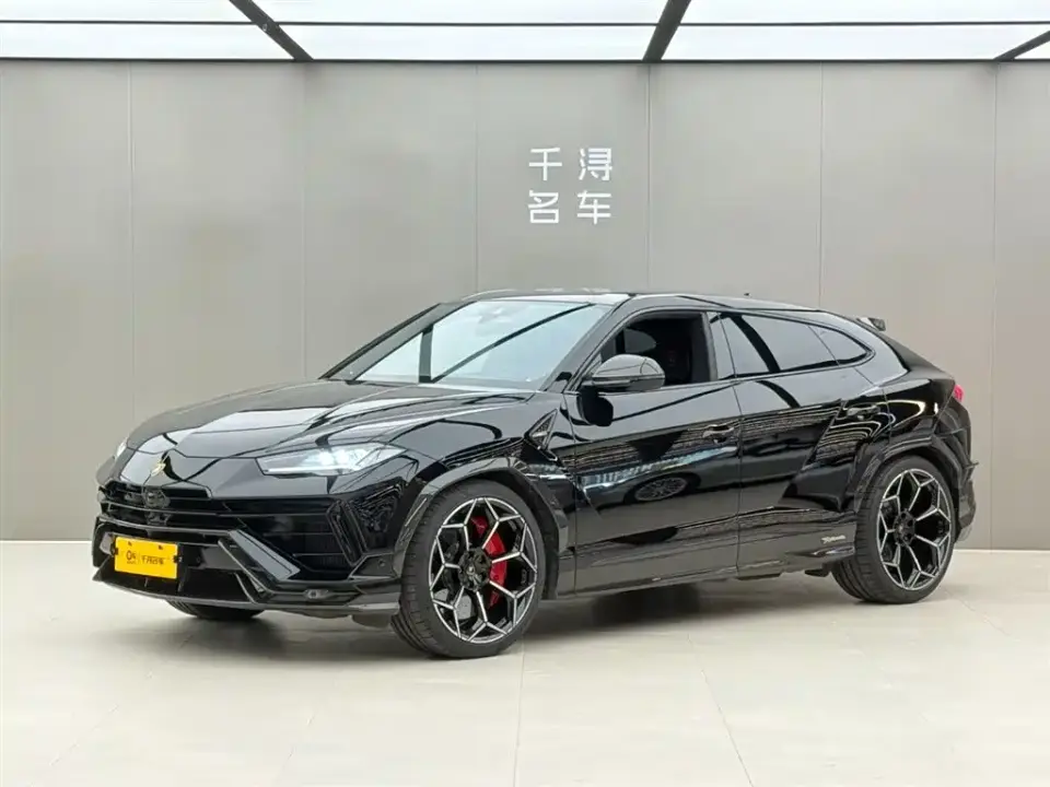 Lamborghini Urus 4.0T V8 Performante 2023