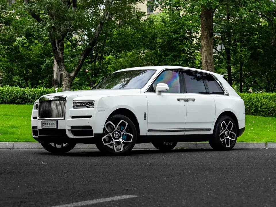 Rolls-Royce Cullinan 4-Seater Version 2021