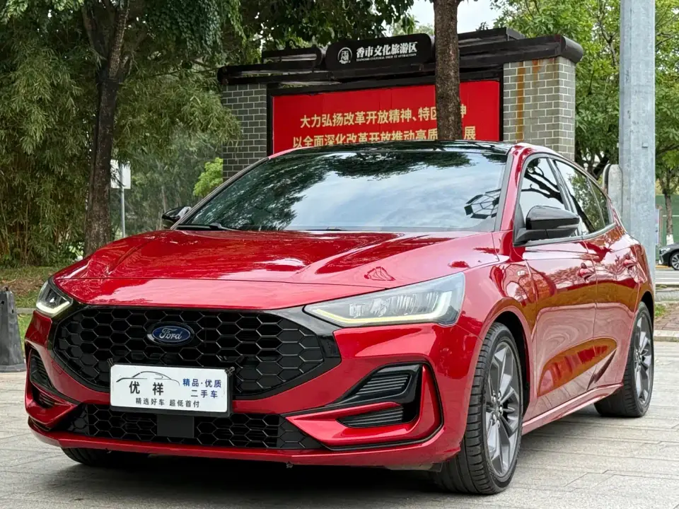 Ford Focus Hatchback EcoBoost 180 Automatic ST Line 2022