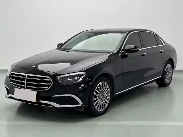 Mercedes-Benz E-Class Second Facelift E 300 L Luxury 2022