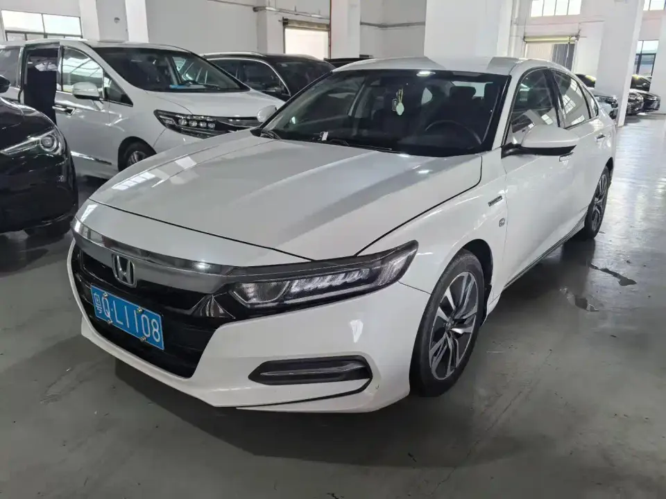 Honda Accord Sharp Hybrid 2.0L Sharp Premium China V 2020