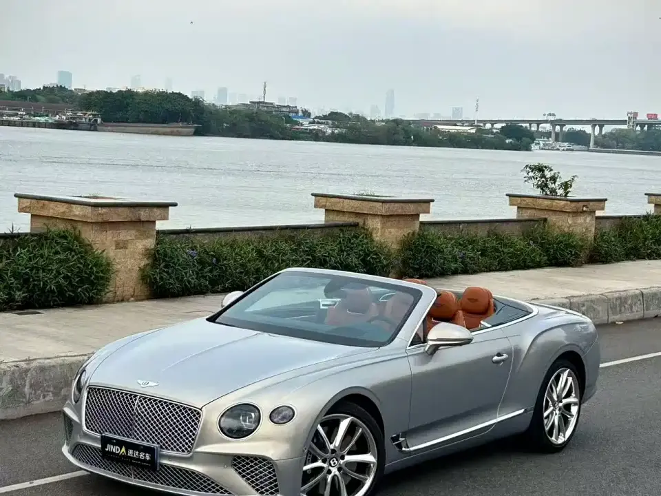 Bentley Continental 6.0T GT W12 Convertible 2021