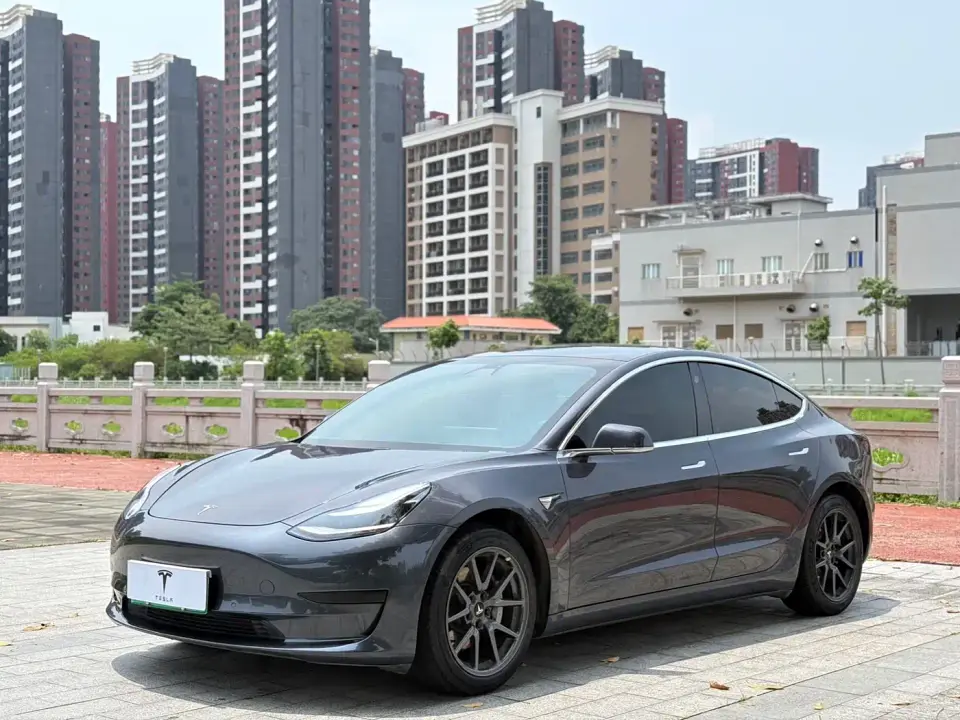 Tesla Model 3 Standard Range Rear-Wheel Drive Upgrade 2020