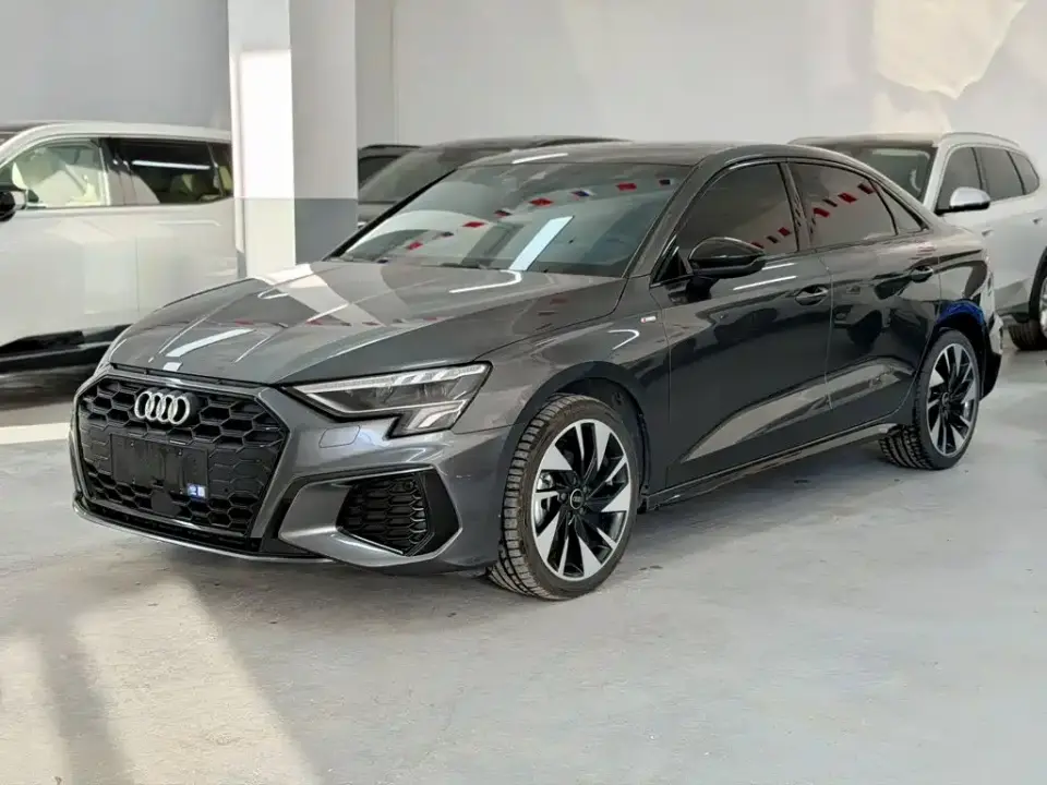 Audi A3 Facelift A3L Limousine 35 TFSI Fashion Sport 2023