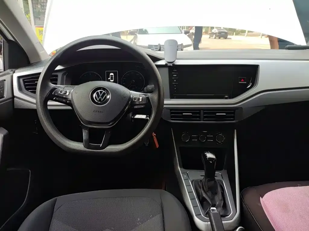 Volkswagen Polo Plus 1.5L Automatic Panorama Enjoyment Edition 2021 — фото 13