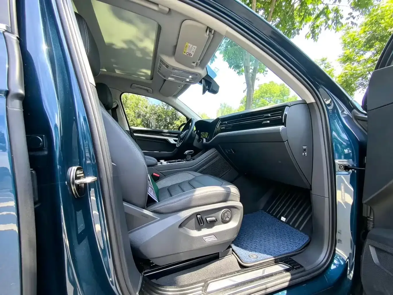 Volkswagen Touareg 2.0TSI R-Line 2021 — фото 7