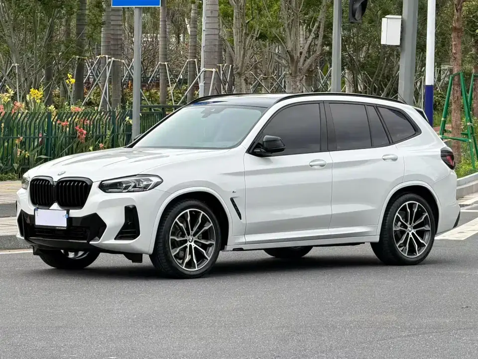 BMW X3 xDrive30i Leading M Night Package 2022