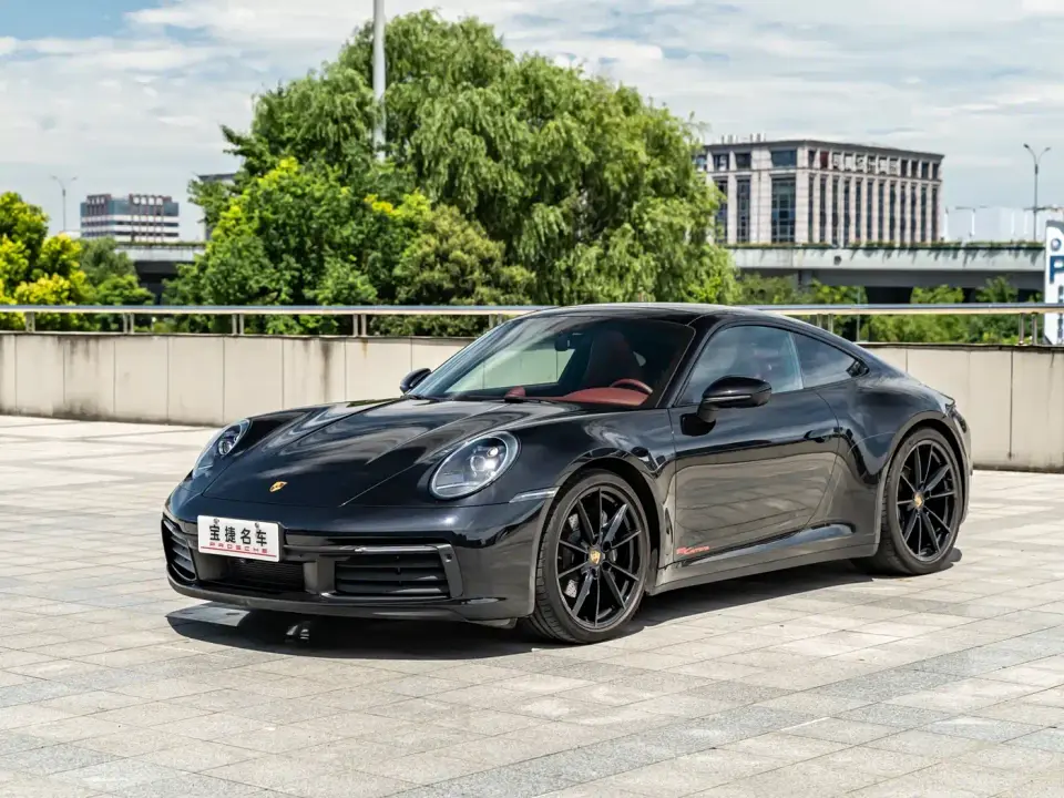 Porsche 911 Carrera 3.0T 2023