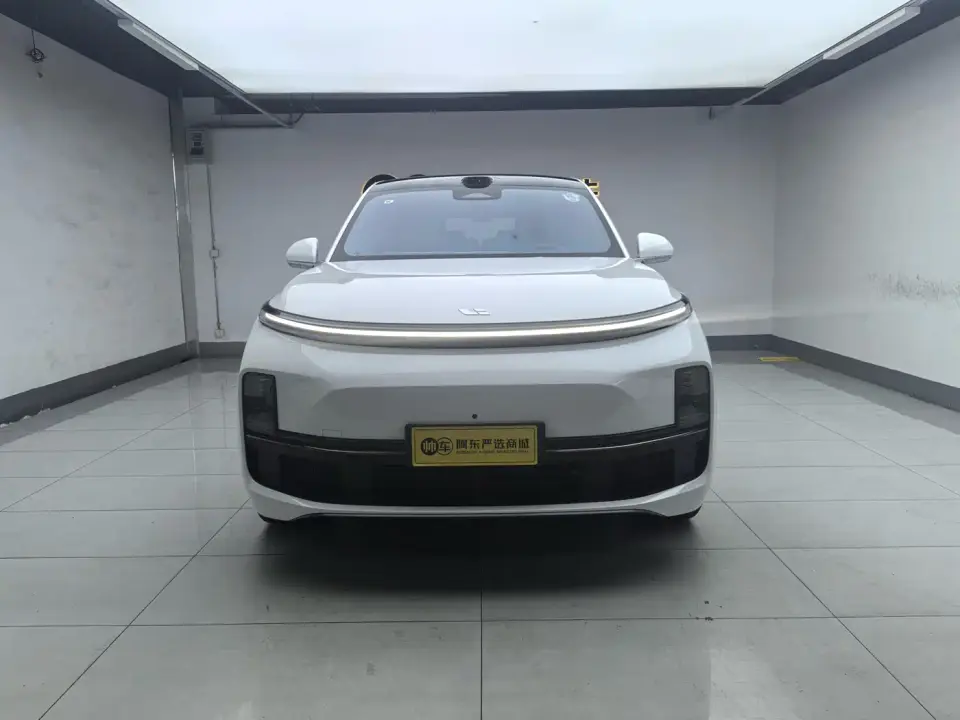 Li Auto Li L8 Ultra Smart Renewal Edition 2025
