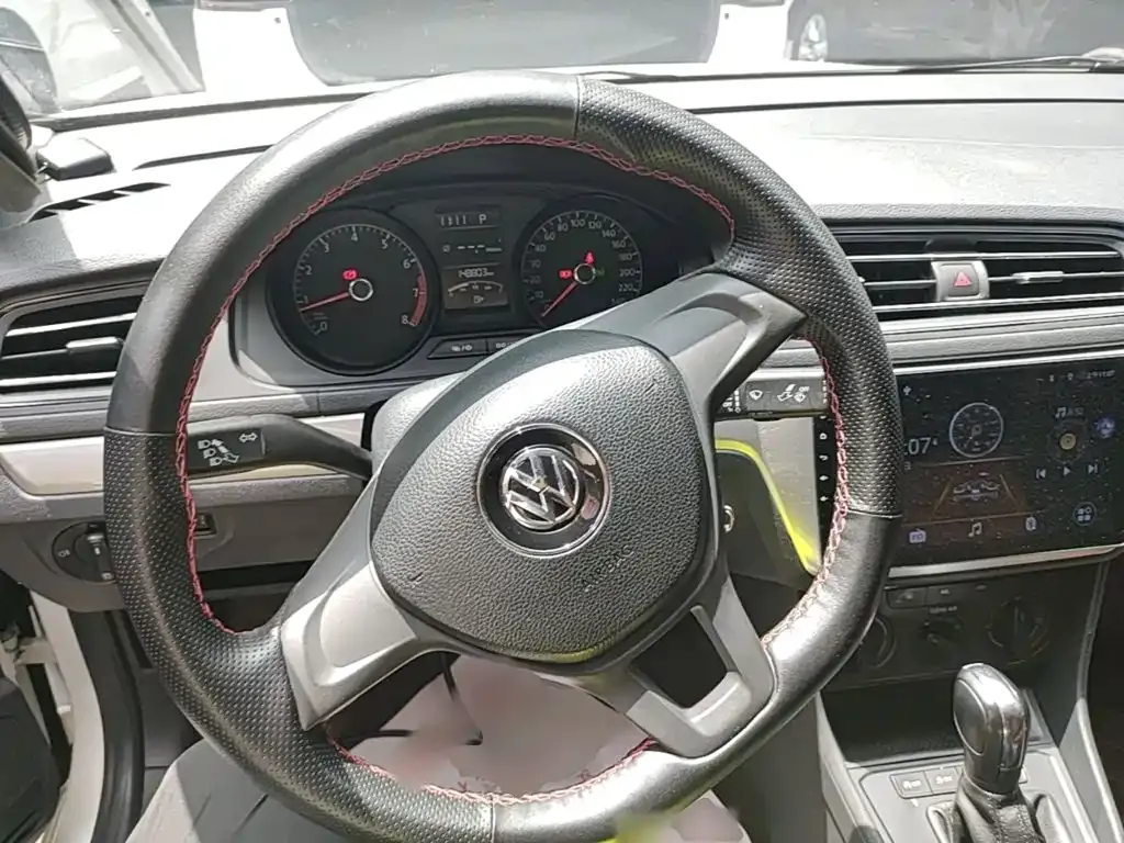 Volkswagen Lavida Lavida Start 1.5L Auto Trend (China VI) 2021 — фото 11