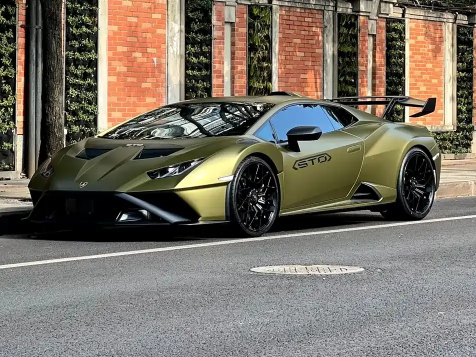 Lamborghini Huracán Huracán STO 2022