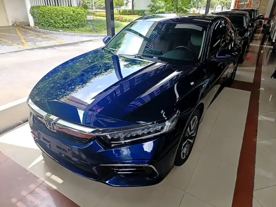 Honda Inspire Sharp Hybrid 2.0L Pure Elegance China VI 2021