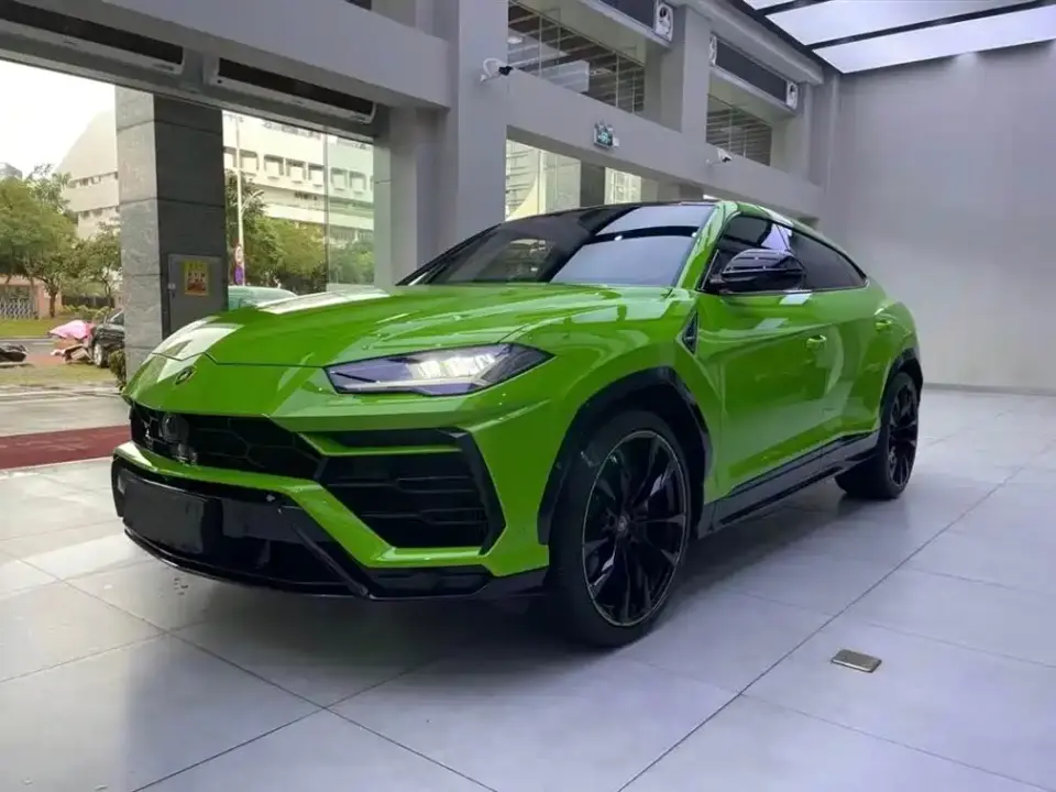 Lamborghini Urus 4.0T V8 2021