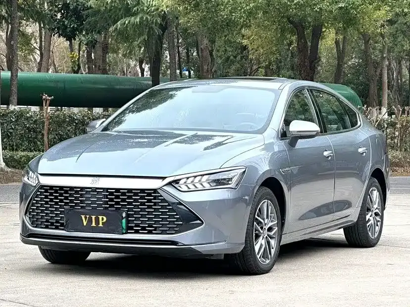 BYD Qin PLUS Champion Edition DM-i 120KM Excellence 2023