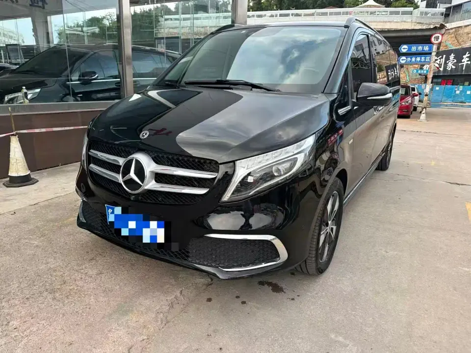 Mercedes-Benz V-Class V 260 L Long Wheelbase Prestige Edition 2023