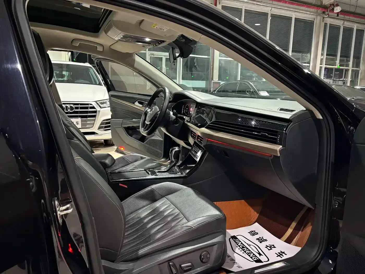 Volkswagen Passat Model 330TSI Luxury Edition 2021 — фото 10
