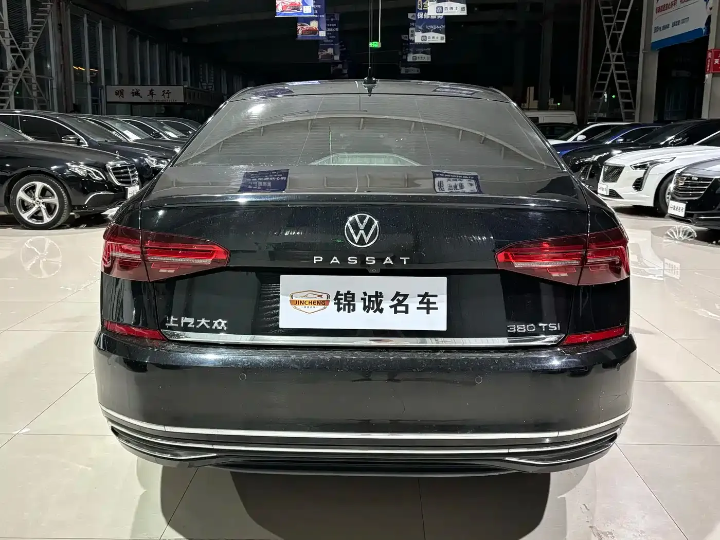 Volkswagen Passat Model 330TSI Luxury Edition 2021 — фото 5