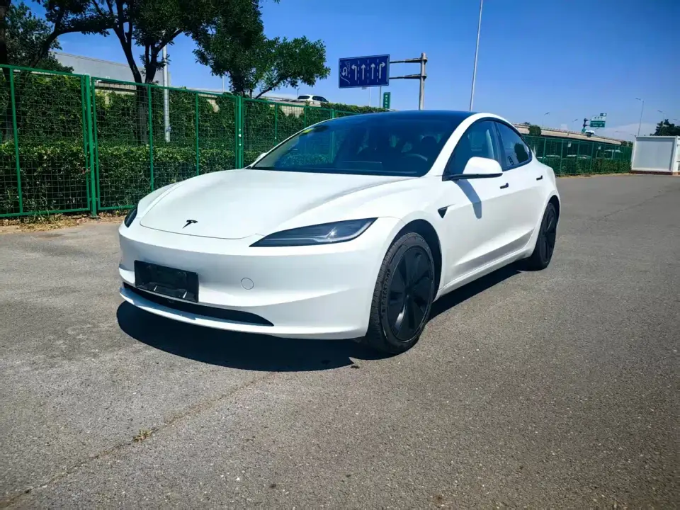 Tesla Model 3 Model Rear-Wheel Drive Edition 2026