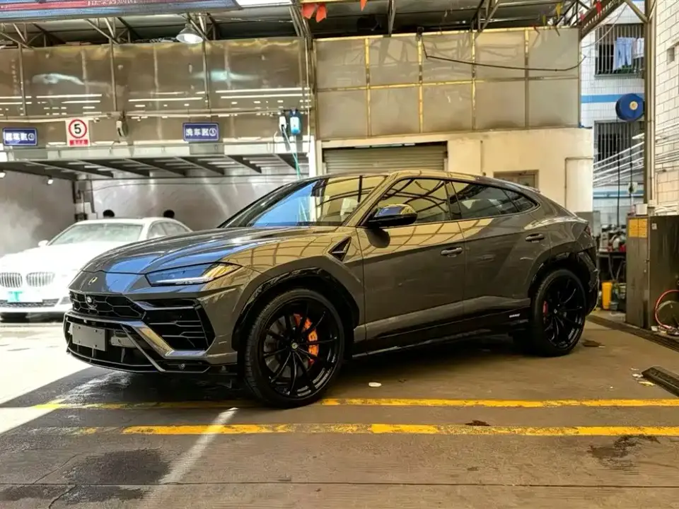 Lamborghini Urus 4.0T V8 S 2024