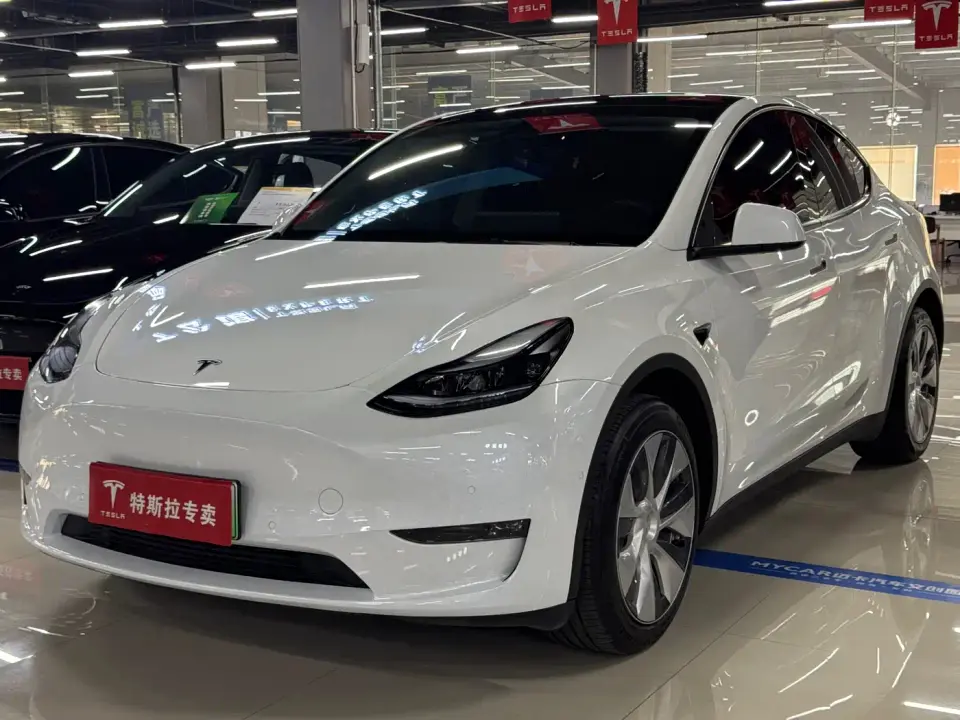 Tesla Model Y Facelift Long Range All-Wheel Drive Version 2023