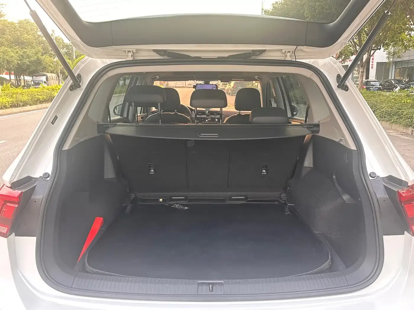 Volkswagen Tiguan L 330TSI Automatic 2WD Smart 2021 — фото 13
