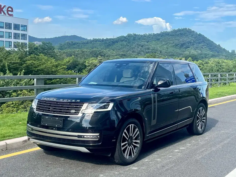 Land Rover Range Rover 3.0 L6 400PS Golden Age Long Wheelbase 2023