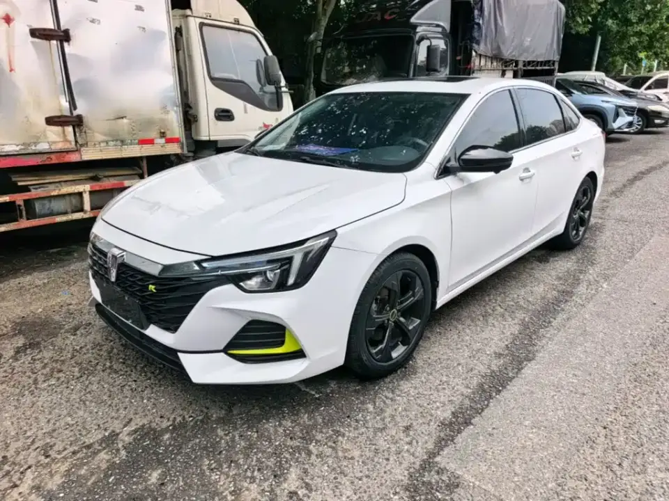 Roewe i6 MAX Model 300TGI Automatic Cool & Smart Edition 2021