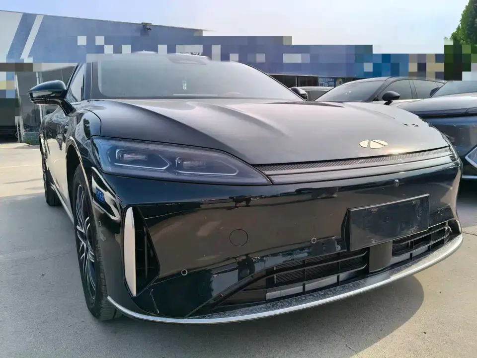 Chery Fengyun Fengyun A9L Model 260 Extended Range Premium Edition 2025