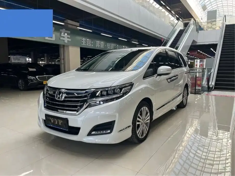 Honda Elysion 2.4L Luxury Edition 2019